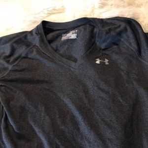 Under armour grey t-shirt